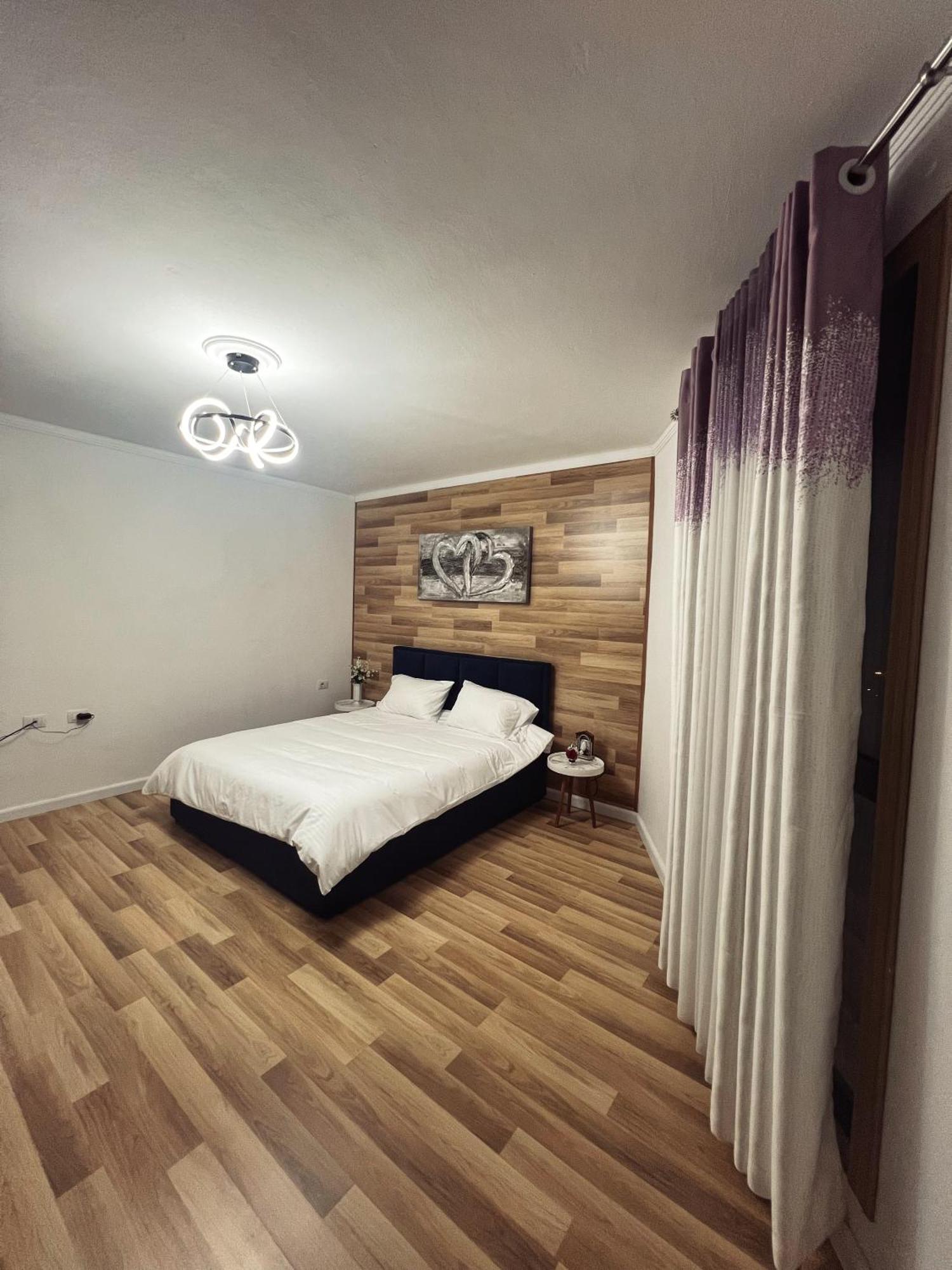 Art'S Apartment Tirana Extérieur photo